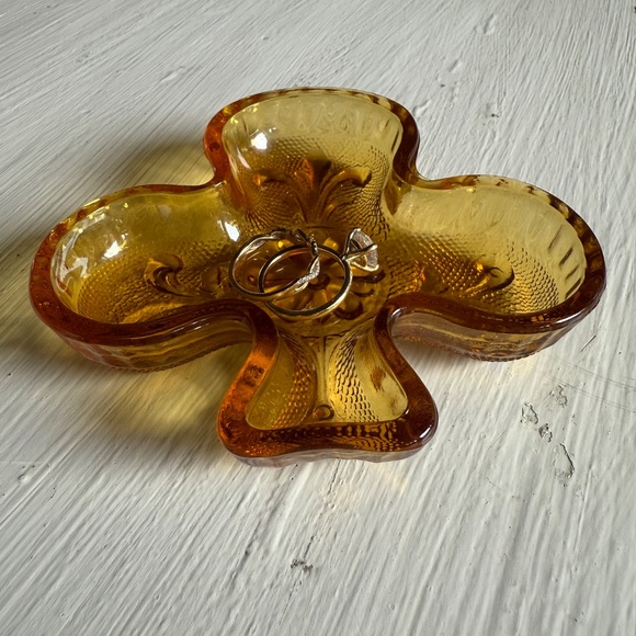 Tiara Sandwich Amber Glass Club Ashtray/Trinket Dish – Set of 4 - Picture 10 of 16